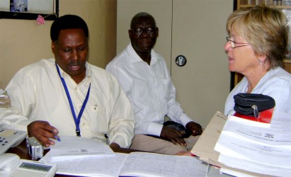 Hilary Armstrong MP at work with the Tanzanian NGO Tenmet - click for bigger picture