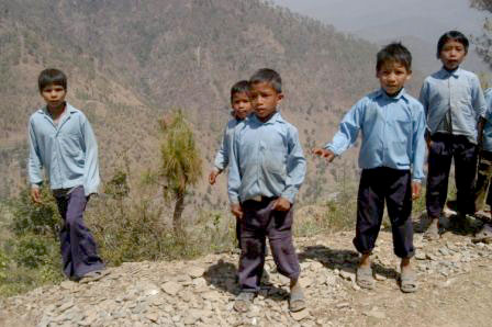 Young children in the hills (Credit: DFID Nepal)