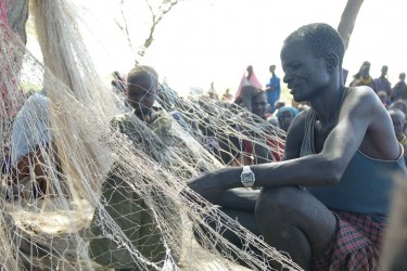 Net-making cash-for-work in Turkana, Kenya