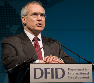 Sir Nicholas Stern speaking at the DFID Conference. Photo credit: Geoff Crawford