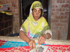 Kosar, an embroiderer from Pakistan. Picture: © CARE 