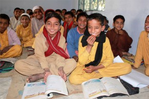 Brothers Faisal (left, 6 yrs) and Amir (right, 7 yrs) at their primary school in Muzaffargarh, Sindh. Picture: Victoria Francis/DFID