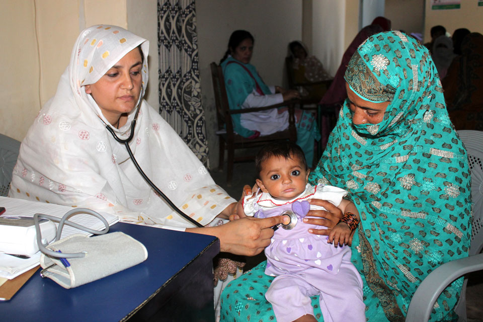 Community midwives provide maternal health services to poor women within communities – especially in hard to reach rural areas where the majority of deliveries are conducted by untrained traditional birth attendants. Picture: Saad Mustafa