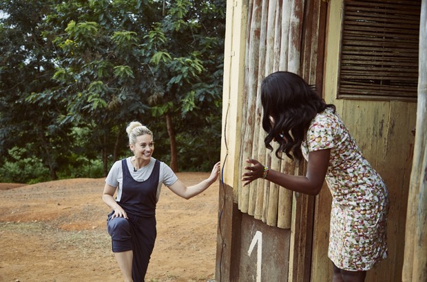 Kimberly Wyatt meets Dora, a teacher at Dwabor school.